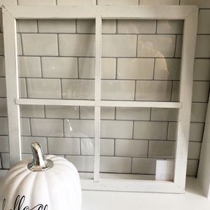 Farmhouse Small wooden window